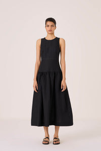 Nuwan Black Quilted Dress