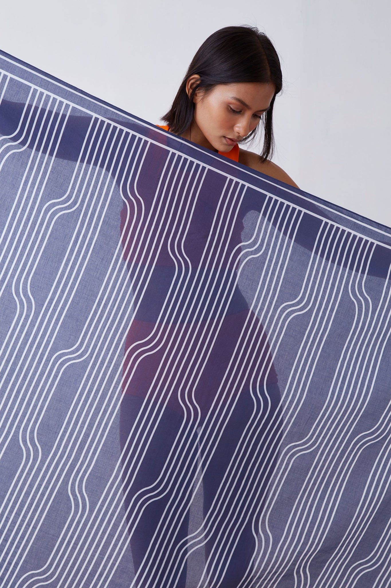 Window Pane Print Sarong - Blue and White